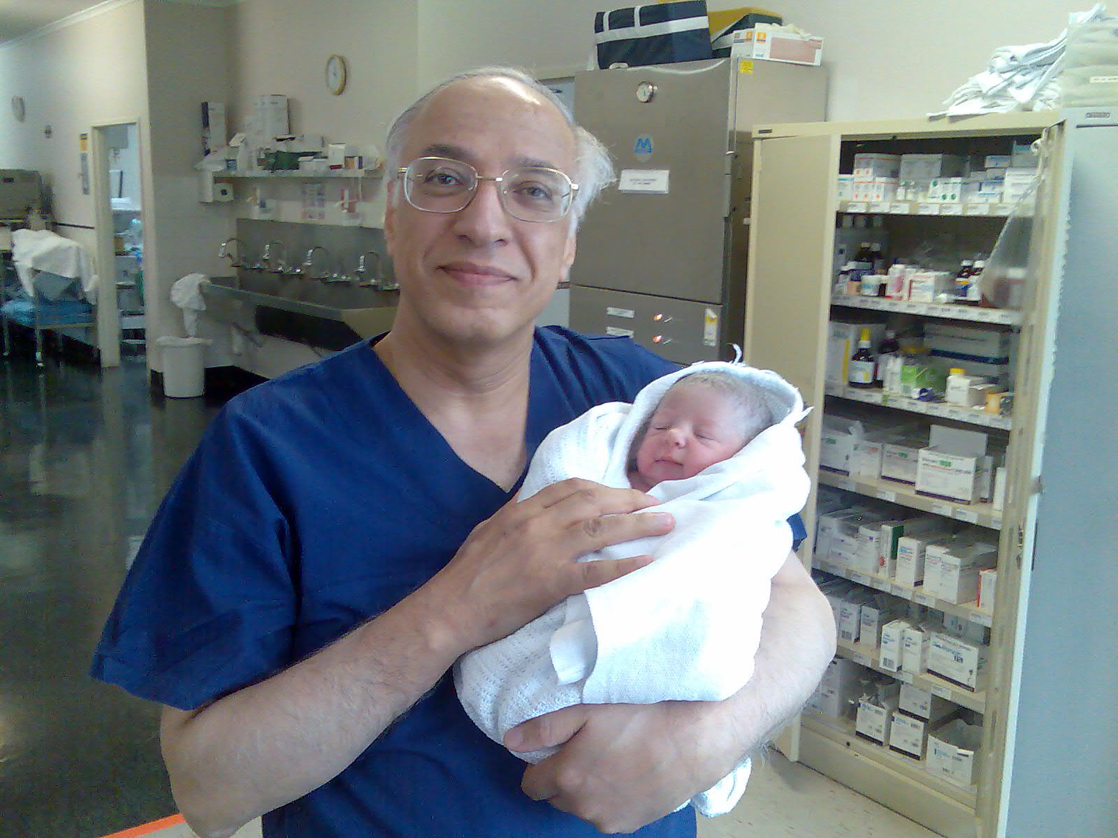 Dr Serag Youssif Obstetrician GynaecologistIVF Specialist 11